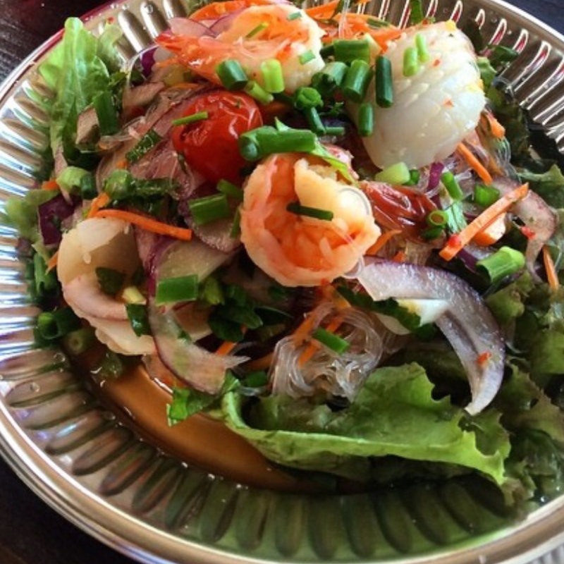 ヤムウンセン(タイ村)