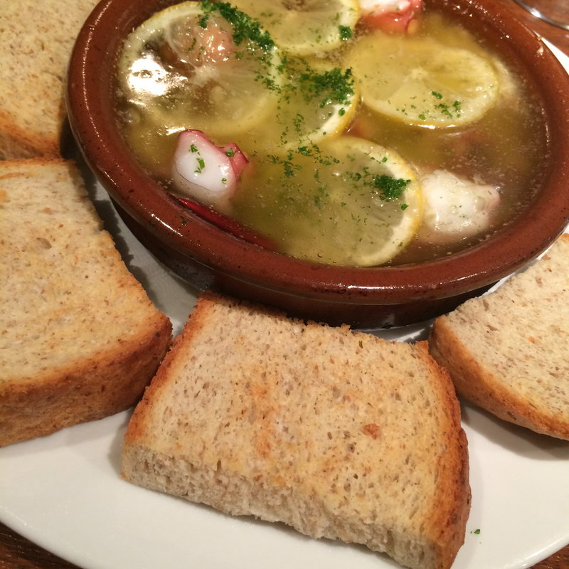 タコとレモンのアヒージョ(WINE BARAdagio （ワインバル アダージョ）)