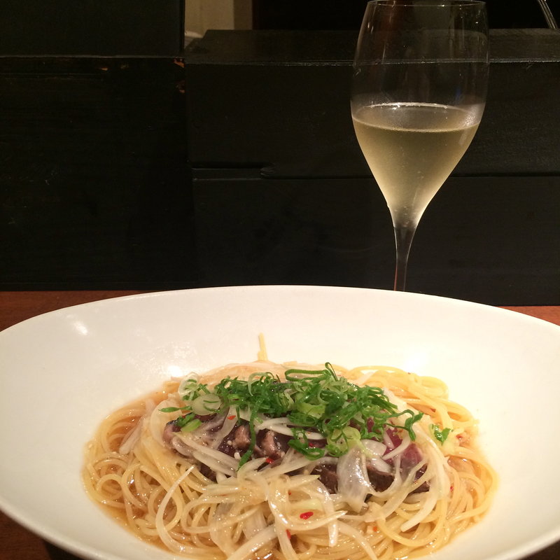 鰹の冷静パスタ　ペペロンチーノ仕立て(WINE BARAdagio （ワインバル アダージョ）)