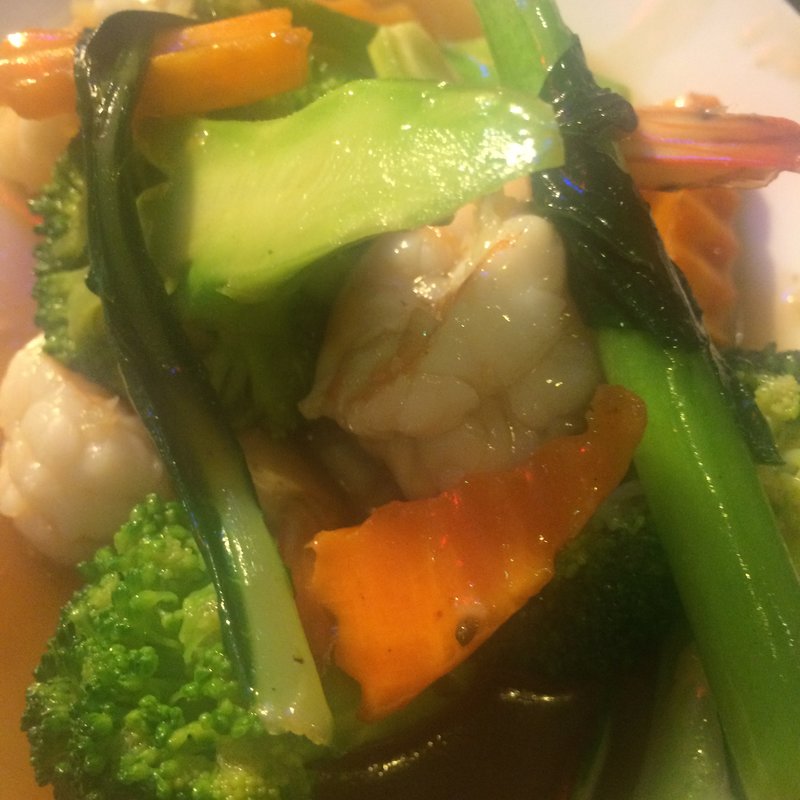 エビとブロッコリーのガーリックソース炒め(タイ・アヨタヤ・レストラン （Thai Ayothaya Restaurant）)