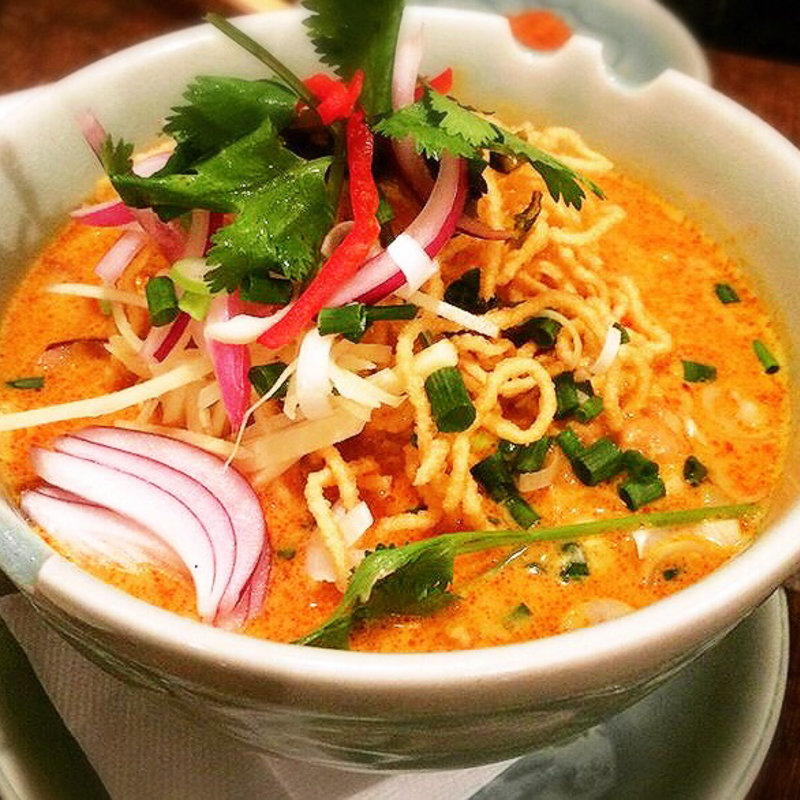 カオソイ(クルン・サイアム 中目黒店)