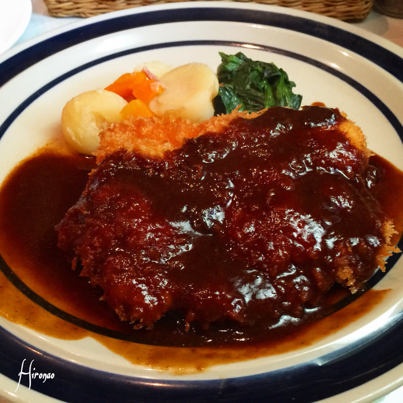 チキンカツ定食(マコト)