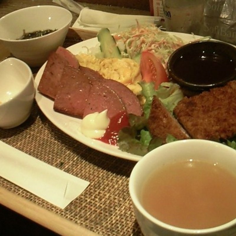 ポークたまごセット(沖縄時間(オキナワタイム))