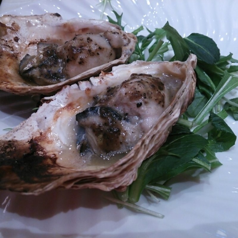 カキのグリル～ペッパーソース～(マリブ 横浜東口三井ビル店)