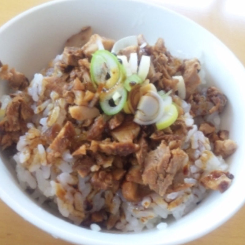 ミニチャーシュー丼(JAZZ麺 2.7)