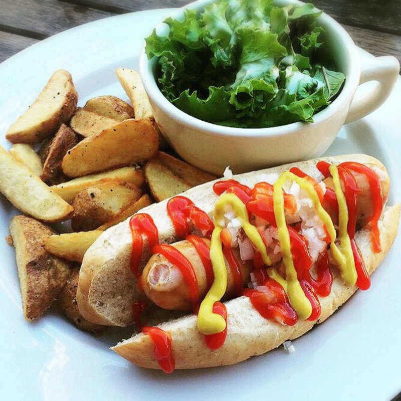 ホットドッグ(DEMODE　R 三宿店 （デモデアール）)