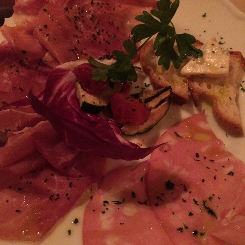 前菜盛り合わせ(タベルナクアーレ)