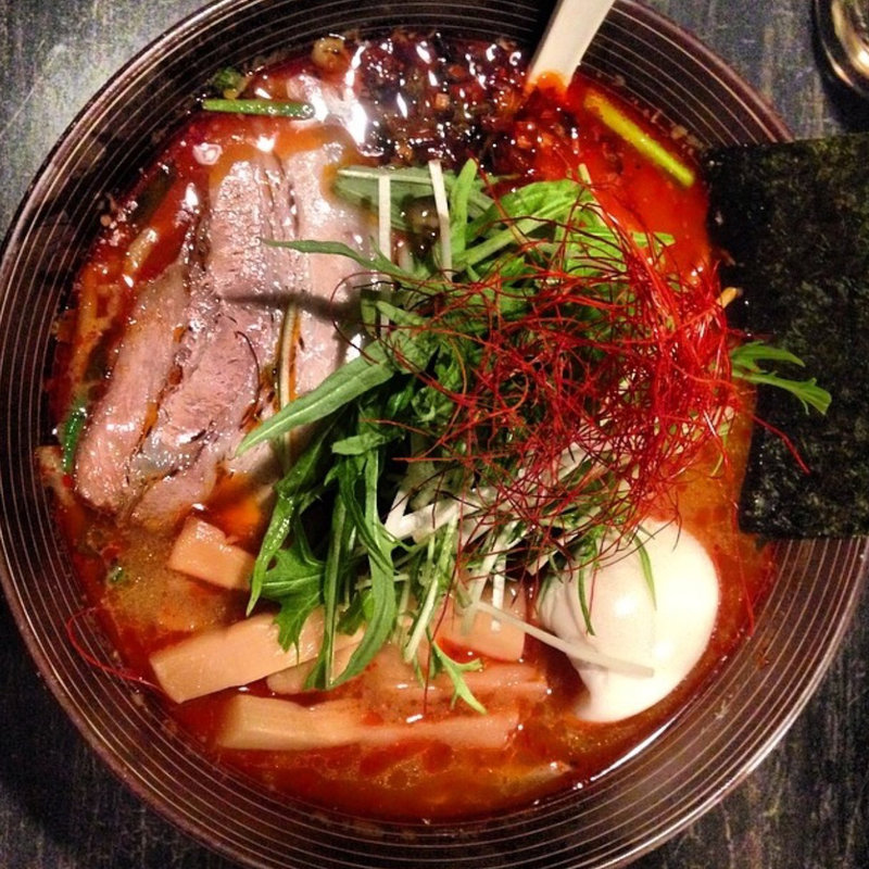 ピリ辛味噌らーめん(麺やBar 渦 （めんやばー うず）)