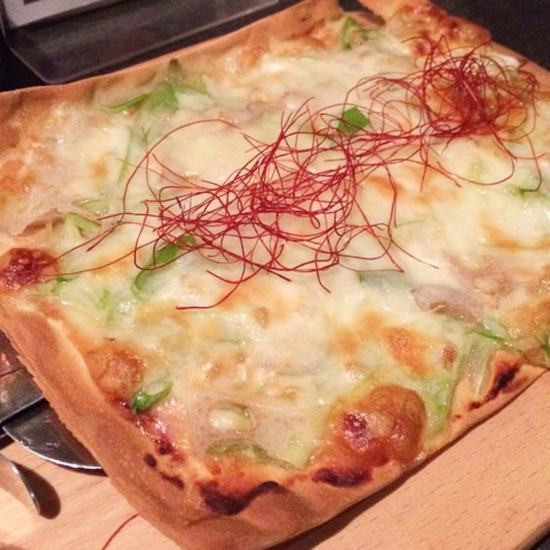 プロシュートピザ(麺やBar 渦 （めんやばー うず）)