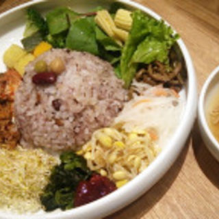 15種野菜とそぼろのビポンパ(五嘉茶 OGADA MARK IS みなとみらい店)