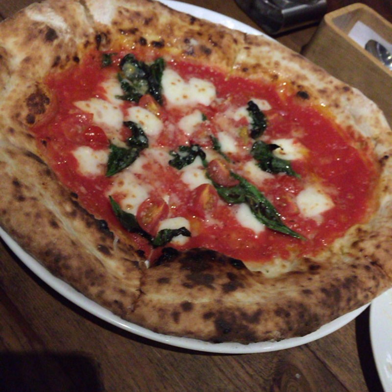 マルゲリータ　プロヴォラ(DROP 中目黒 （ドロップ）)