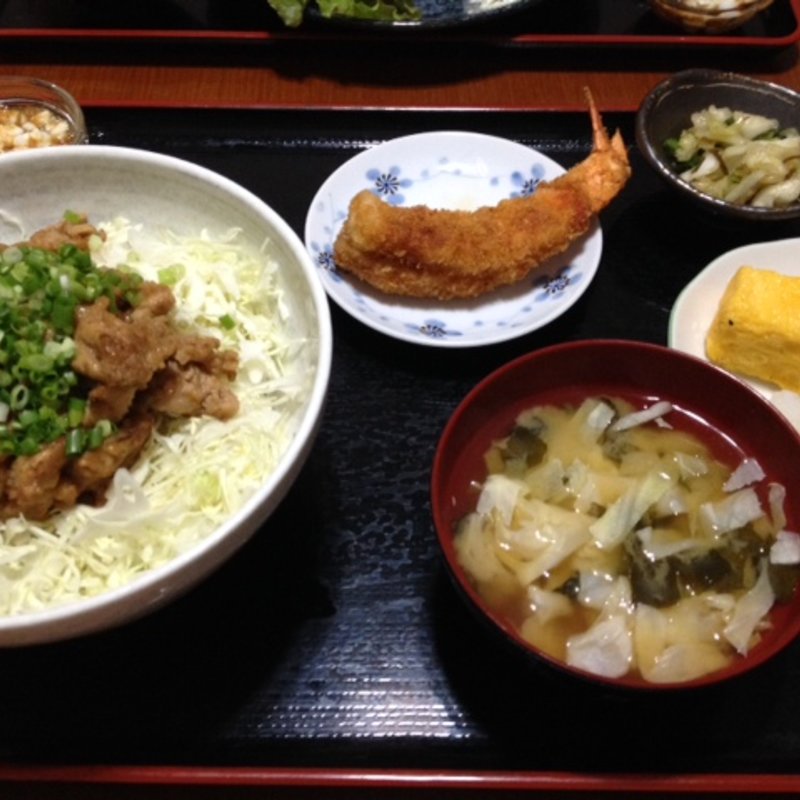 国産豚ロース大盛りピリ辛味噌漬け焼きどんぶり(かまどのご飯　喜乃国屋)