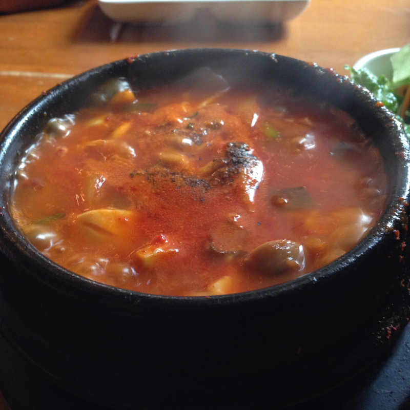 スンドゥブチゲ(とうがらし 外苑前本店)