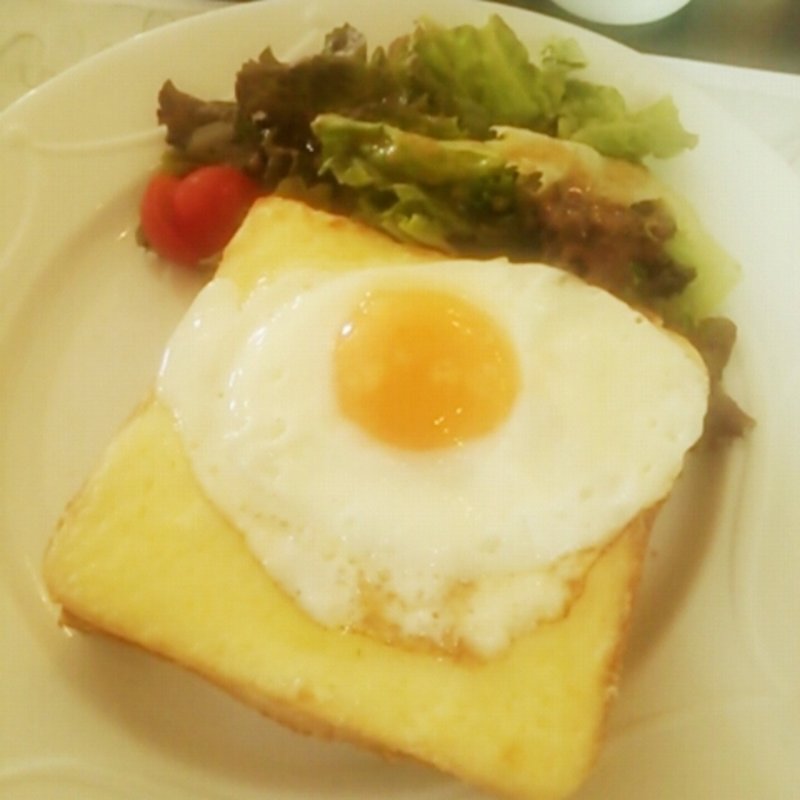 クロックマダム(カフェ ドゥ ラ プレス)