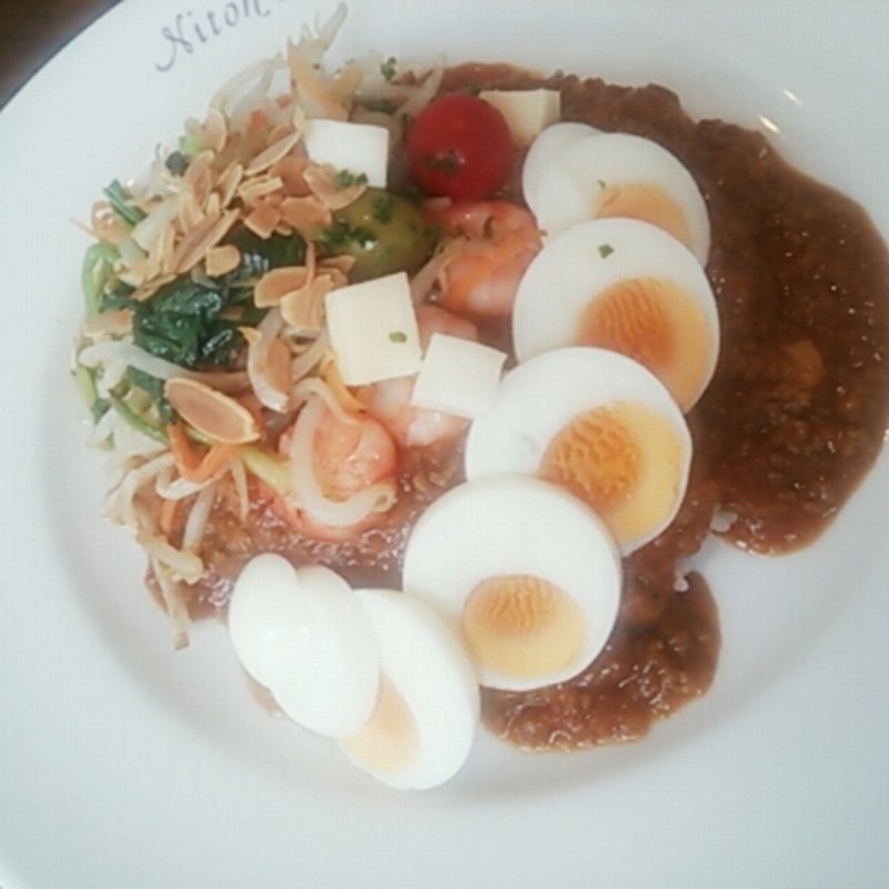 ポパイとオリーブのカレー(ア・ヴォートル・サンテ・エンドー)