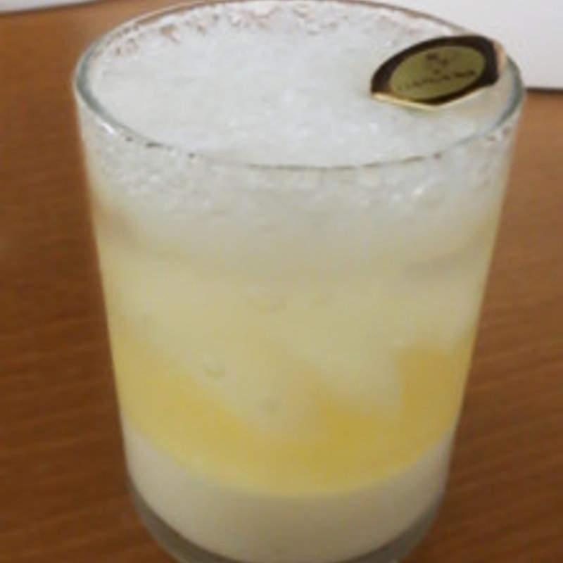 浜なしのヴェリーヌ(ラ・ピエスモンテ （La Piece montee）)