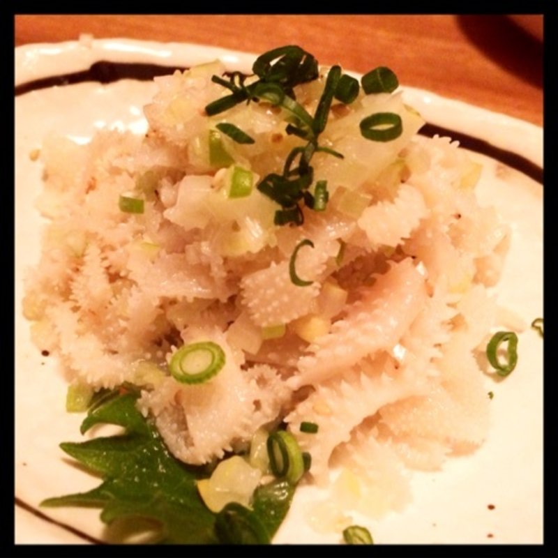 センマイ刺し(スタミナ串焼き 仲垣)