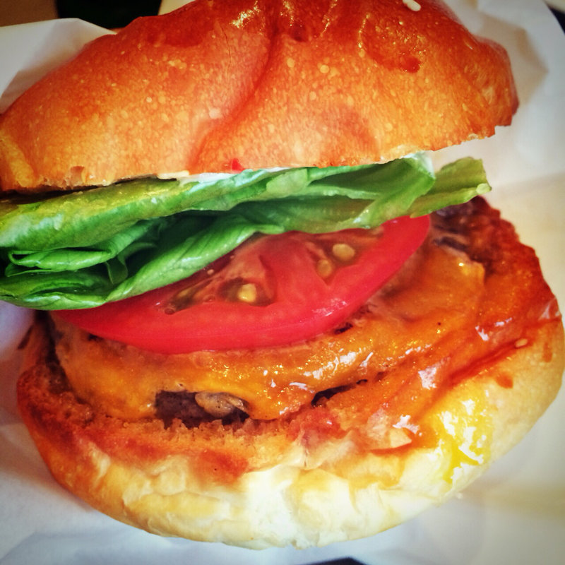 チェダーチーズハンバーガー(No.18 （ナンバージュウハチ）)