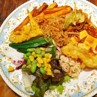 ランチビュッフェ(バリハイ)