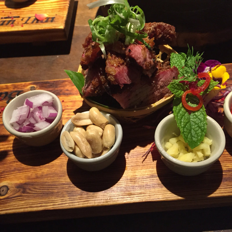 豚肉の唐揚げ(バーンタイ ASHIYA)