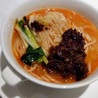 タンタン麺(中国料理「星ヶ岡」)