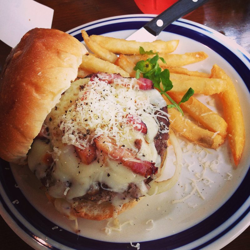 プレミアムクラフトベーコンチーズバーガー(J.S. BURGERS CAFE 渋谷店)