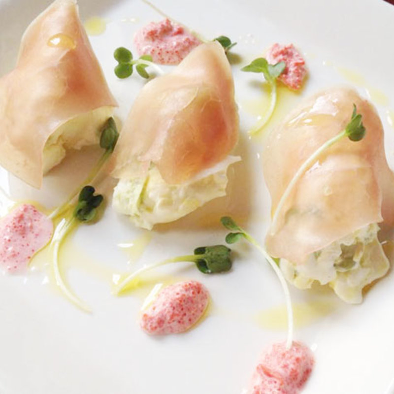 クリームチーズとソラマメの握り仕立て(あきん )