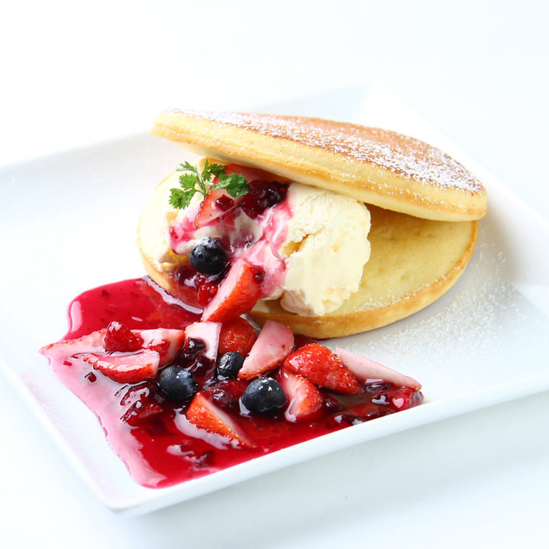 ベリーパンケーキ(エルゴラッソ 柏店 （ELGOLAZO）)