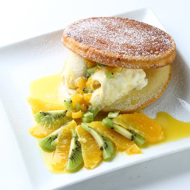 オレンジ＆キウイ　パンケーキ(エルゴラッソ 柏店 （ELGOLAZO）)