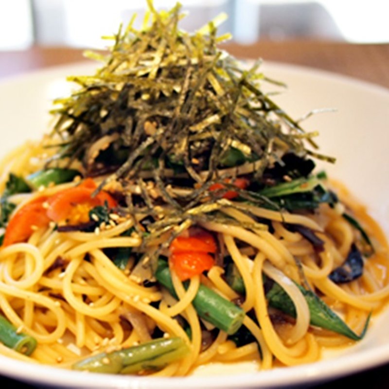 春菊と塩コブのパスタランチ(SWANLAKE Pub Edo 八重洲店 （スワンレイクパブエド）)