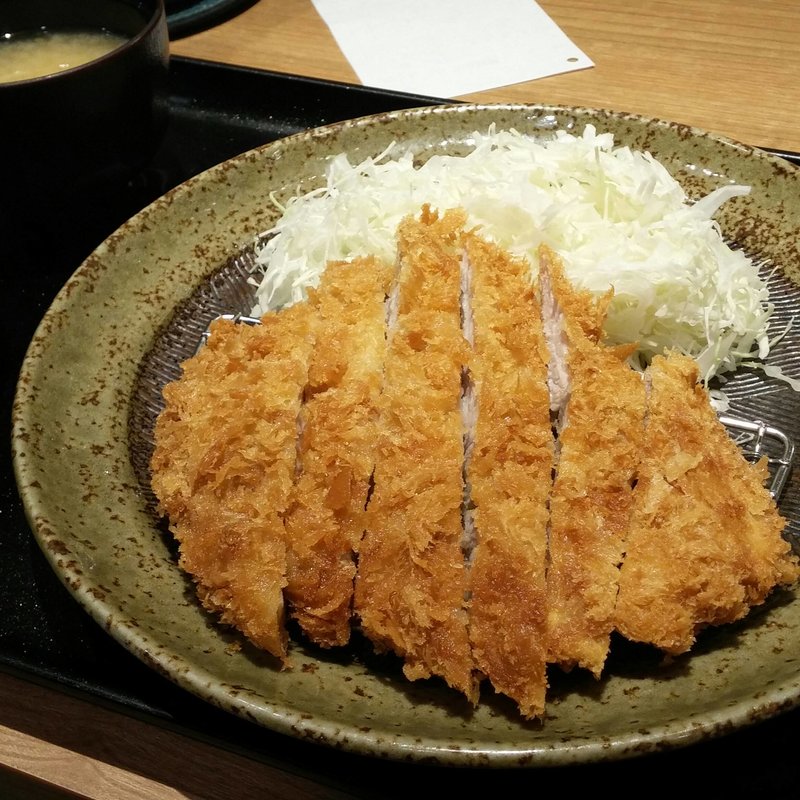 上とんかつ定食(とんかつ工房 代々木上原店)