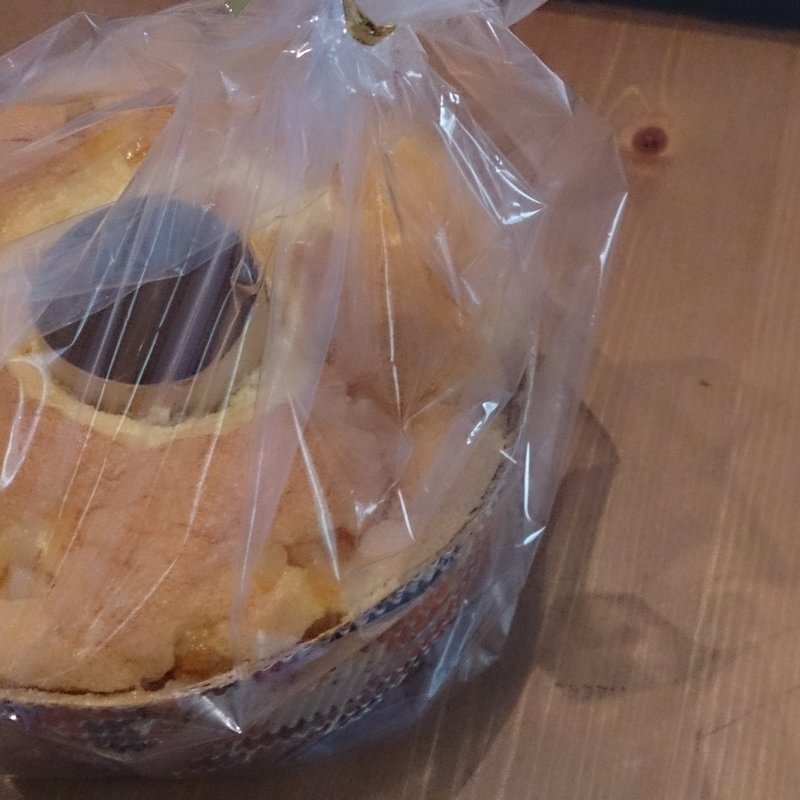 シフォンケーキ(ラ・タヴォラ・ディ・オーヴェルニュ)