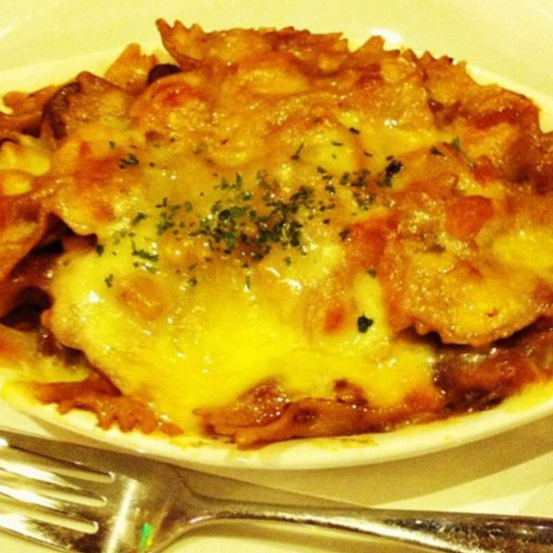 チキンとグリーンアスパラグラタン(升源)