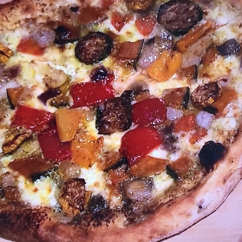 菜園風たっぷり夏野菜のバジルソース仕立てピッツァ(FARMER'S KITCHEN （ファーマーズキッチン）)