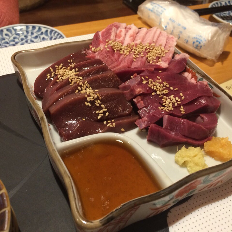 刺身3点盛り(炭火居酒屋清水Ａｂｕｒｉ)