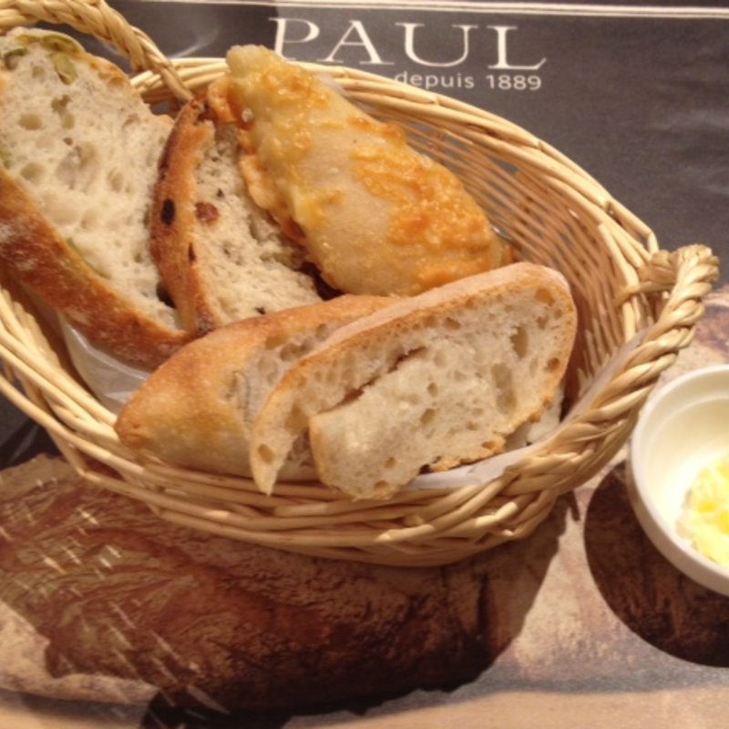 パンのアソート(PAUL 六本木一丁目店)