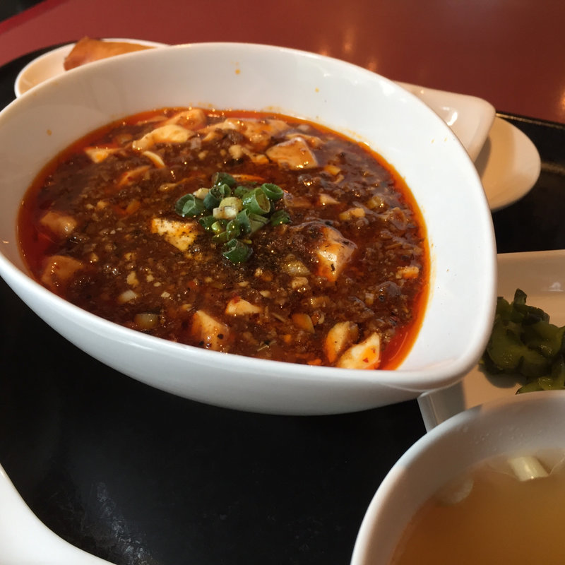 華房 四川麻婆豆腐ランチセット 杏仁&揚げ点心2個付き(華房 （カボウ）)