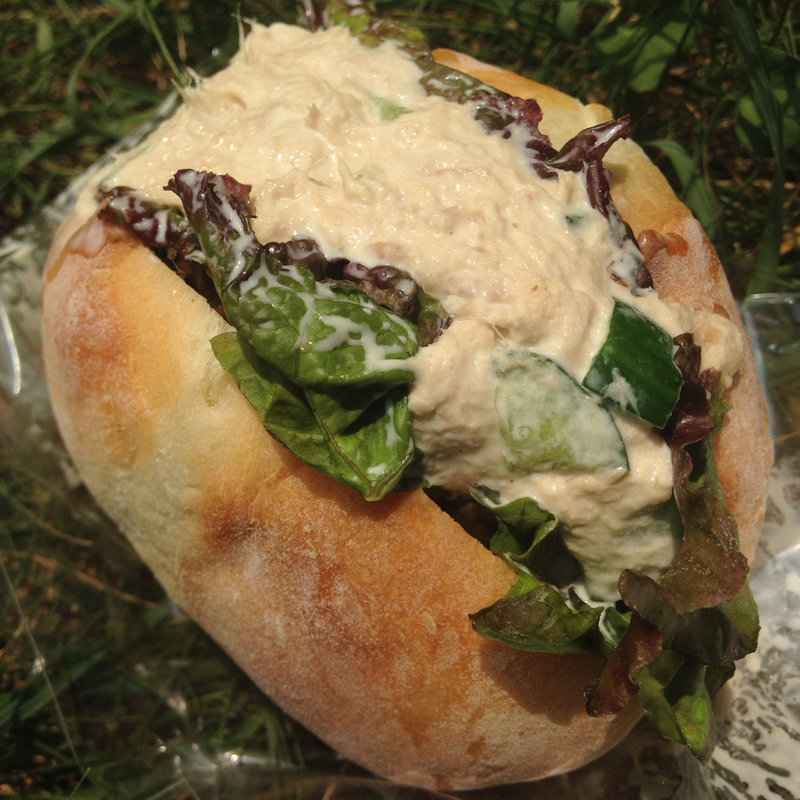 ナチュラーレサンド （ツナ・キュウリ）(トラスパレンテ 中目黒)