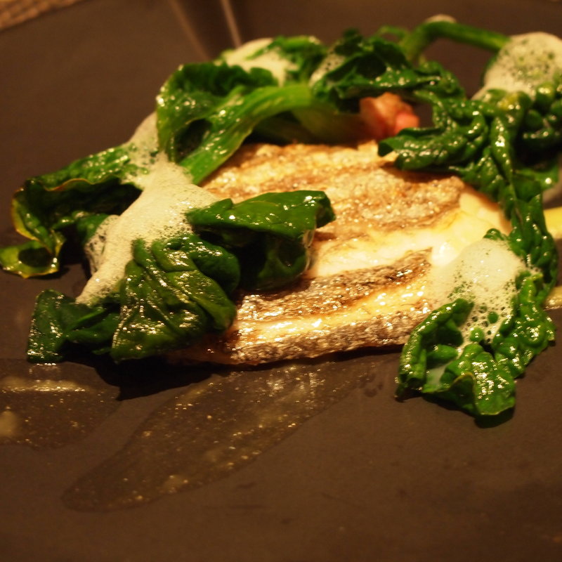 本日の鮮魚のポワレ(ビストラン エレネスク RNSQ 麻布十番)