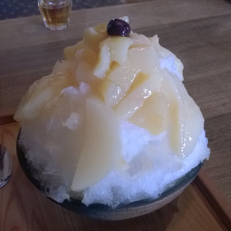 桃のかき氷(三宅商店)