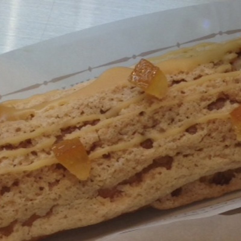 エクレールオランジュ(パティスリー　ソワール)