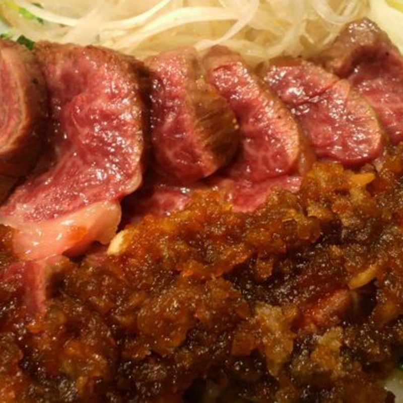 ハラミ丼(御二九と八さい はちべー （ はちべー）)