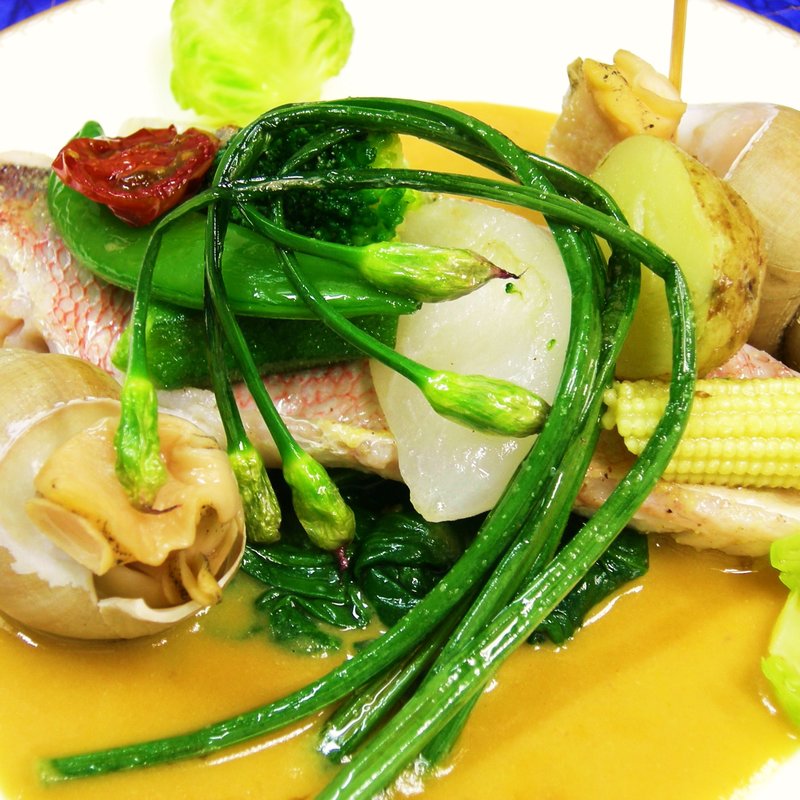 真鯛のソテー　ロイヤルバターソース(RESTAURANT ECLORE)