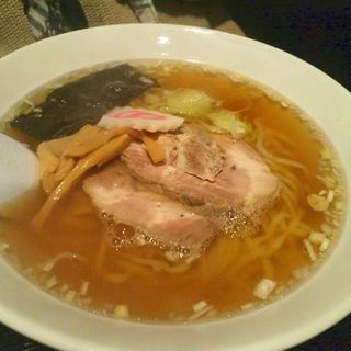 醤油ラーメン(自家製麺 名無し )