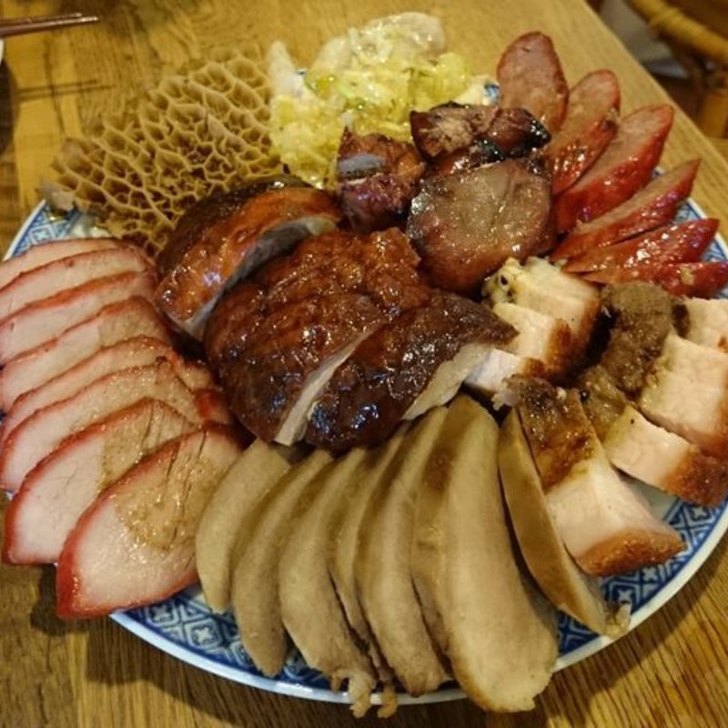 肉の盛り合わせ(金陵)