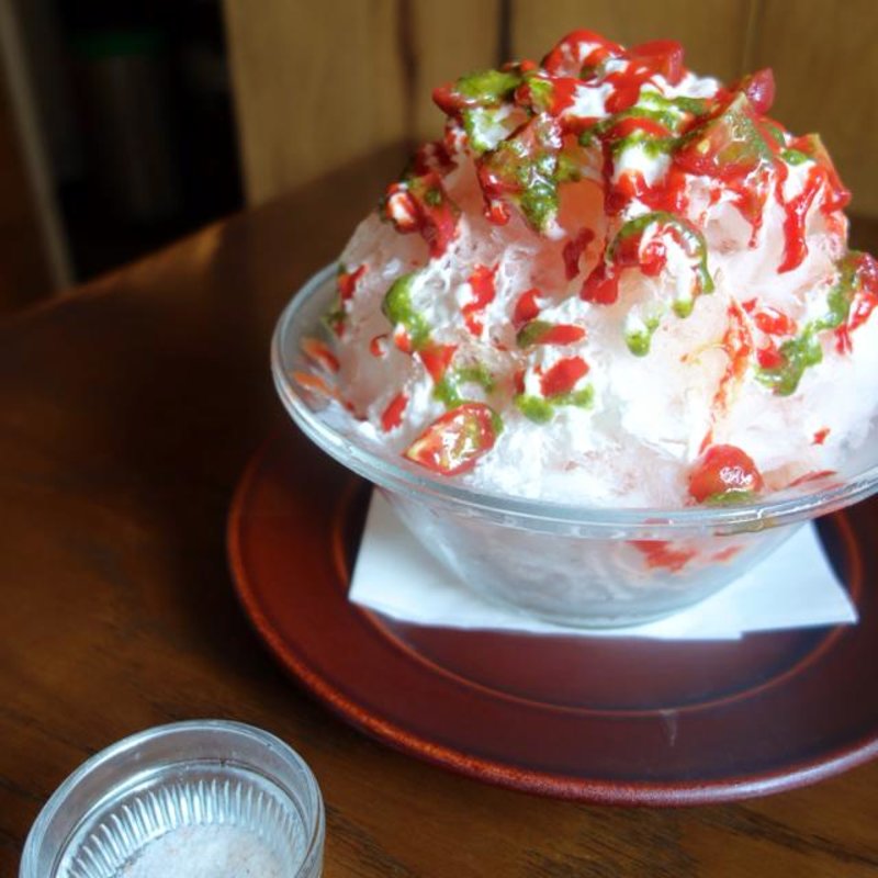 トマトバジルかき氷(プーレドール （Poulet d'Or）)