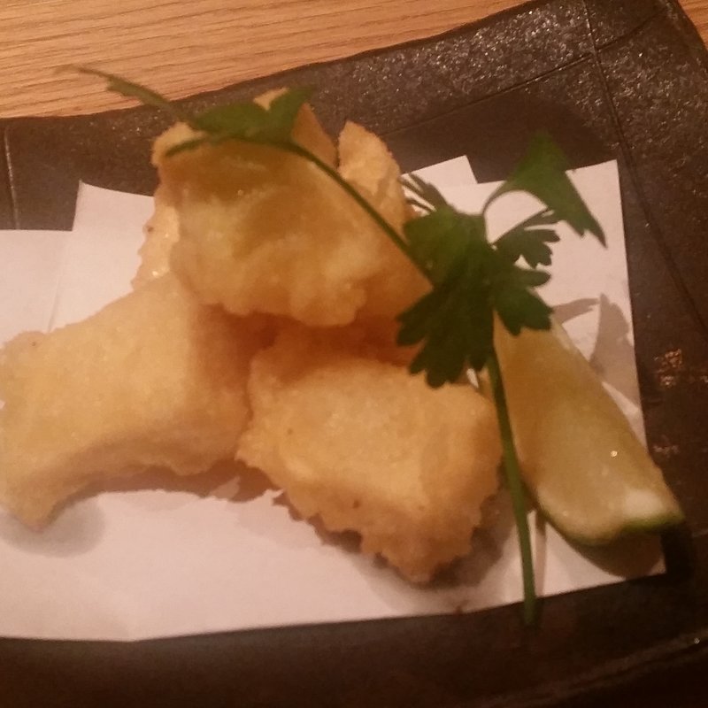 カマンベールチーズのてんぷら(小割烹おはし ゑびすりびんぐ （えびすりびんぐ）)