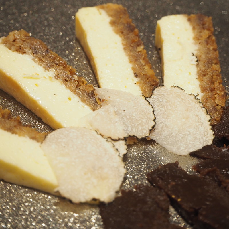 トリュフチーズケーキ(Ken Adonis)