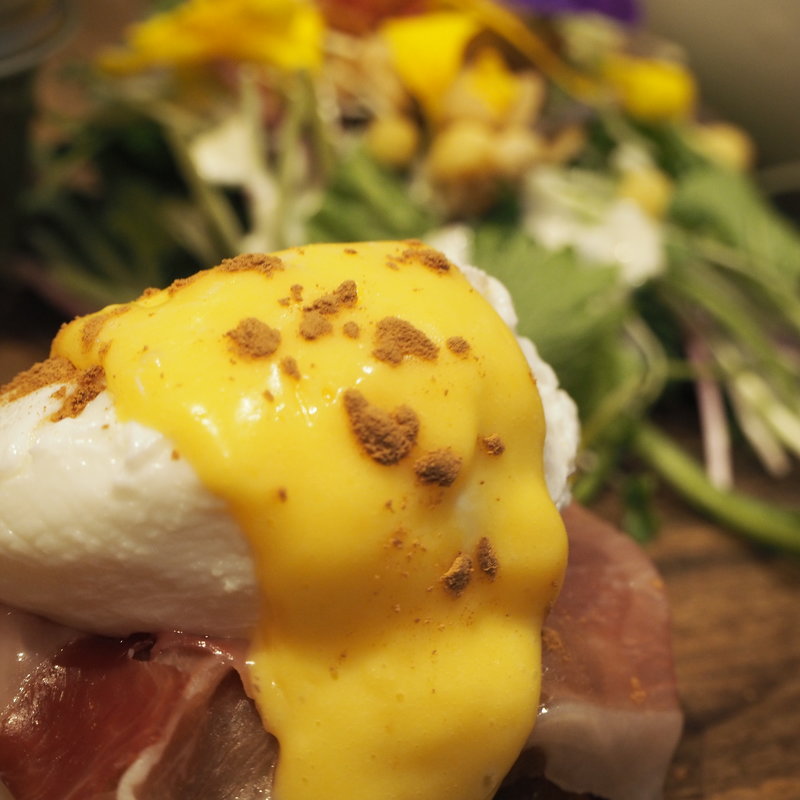 エッグベネディクト(エッグセレント)