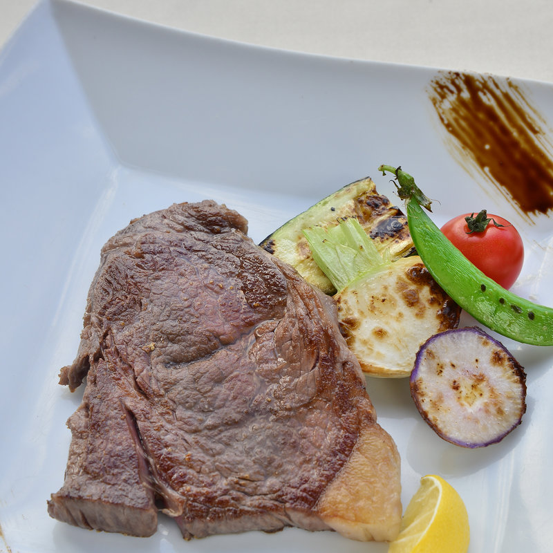 宮崎牛のオーブン焼き(Trattoria la Eterna（トラットリア・ラ・エテルナ）)